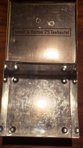 Vintage blechdose der marke - vintage-blechdose,